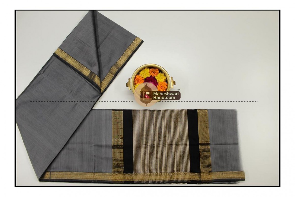 Maheshwari Tussar Grey  Gicha Pallu Saree