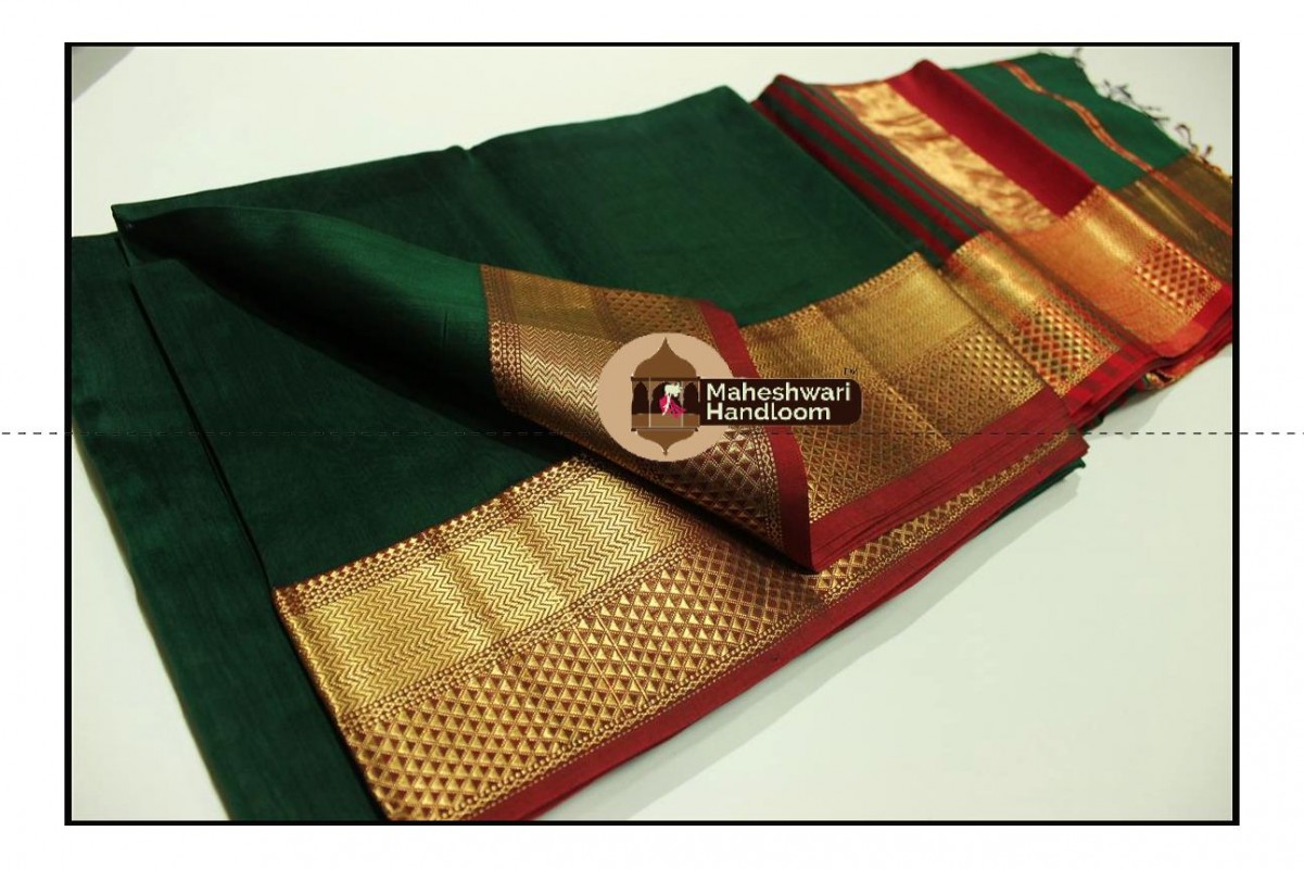Maheshwari Chutney Green Jari Diamond Chatai Border Saree