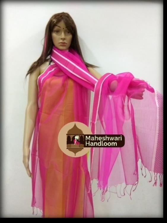 Maheshwari Pink Silk Dupatta With v-Border