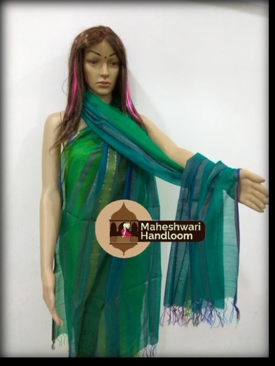 Maheshwari Green Silk Dupatta With Ganga Jamuna Border