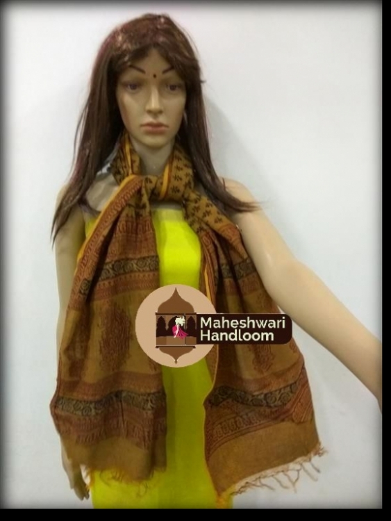 Maheshwari Dupatta with Hand Block Print