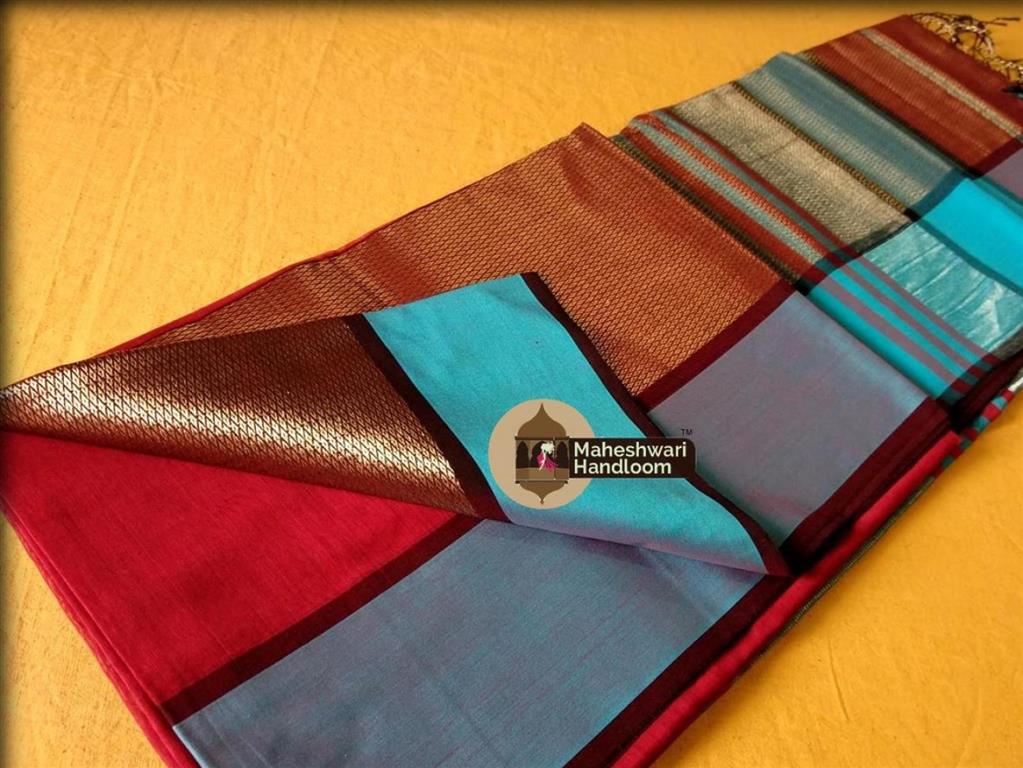Maheshwari Red Saree with One Side Chatai Border