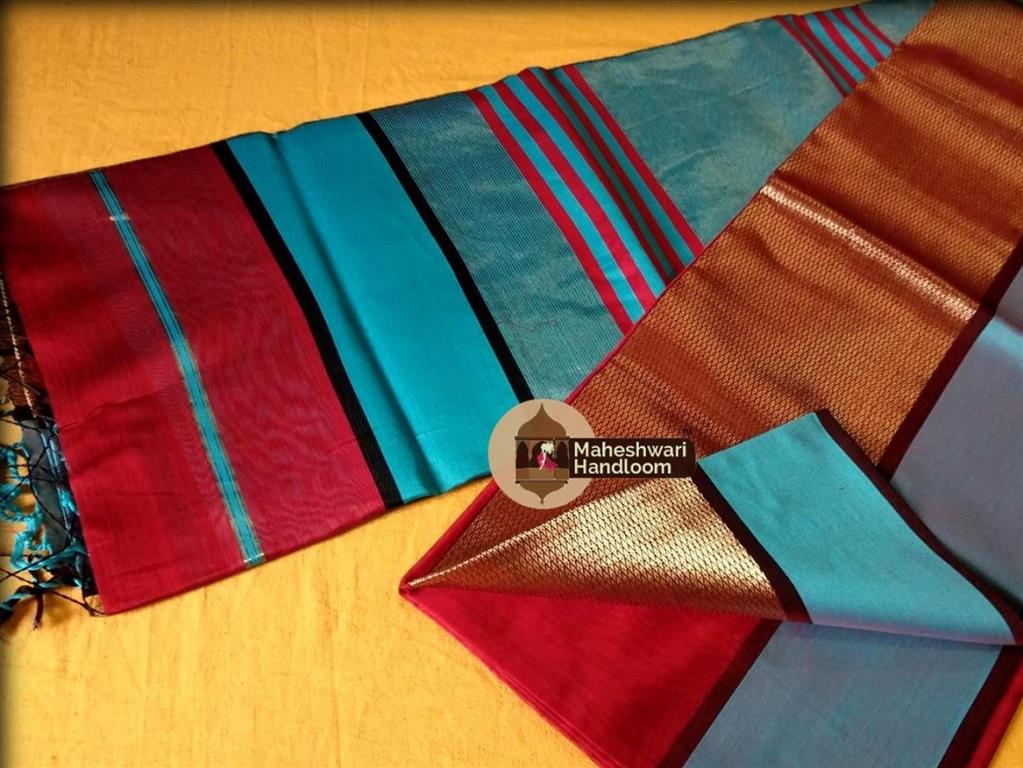 Maheshwari Red Saree with One Side Chatai Border