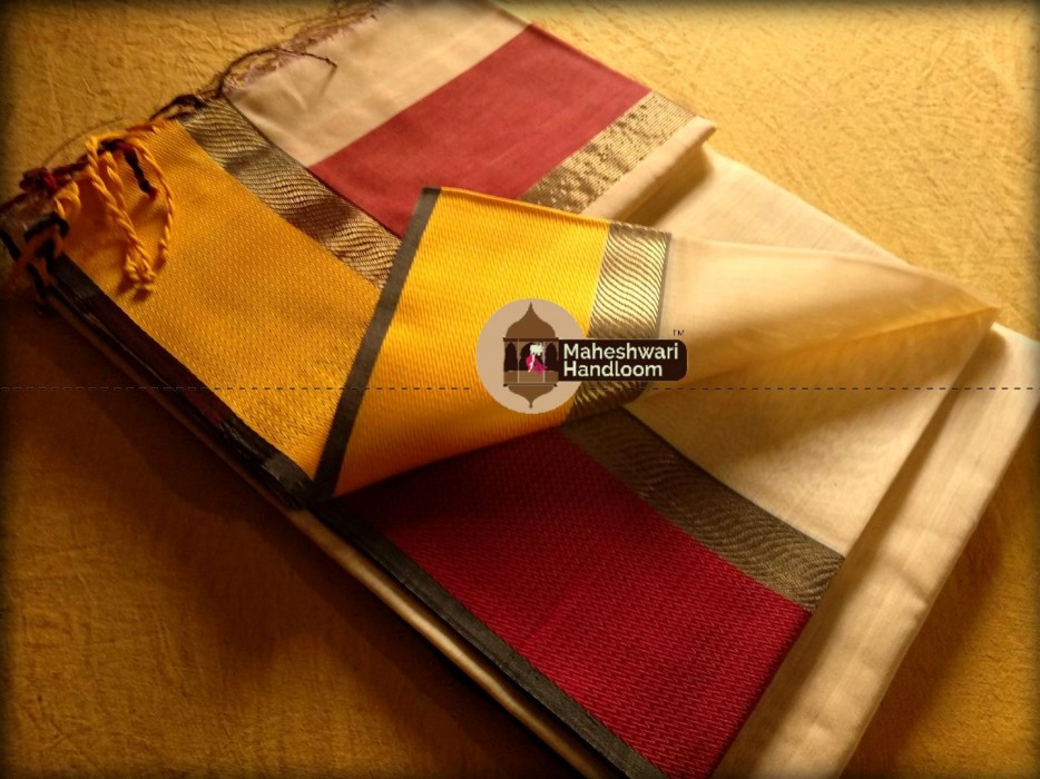 Maheshwari Cream Ganga Jamuna saree