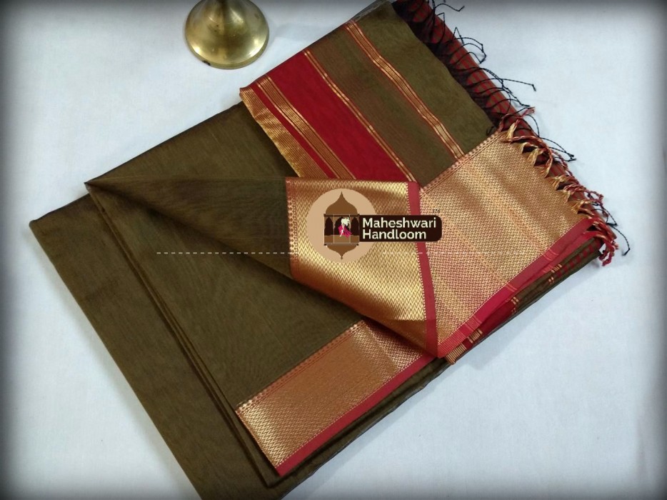 Maheshwari Dark Bown Jari skirt Border saree