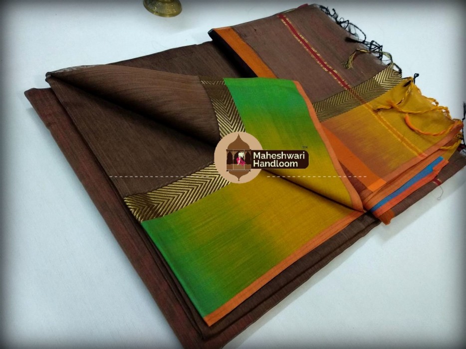 Maheshwari Brown shaded Border Saree