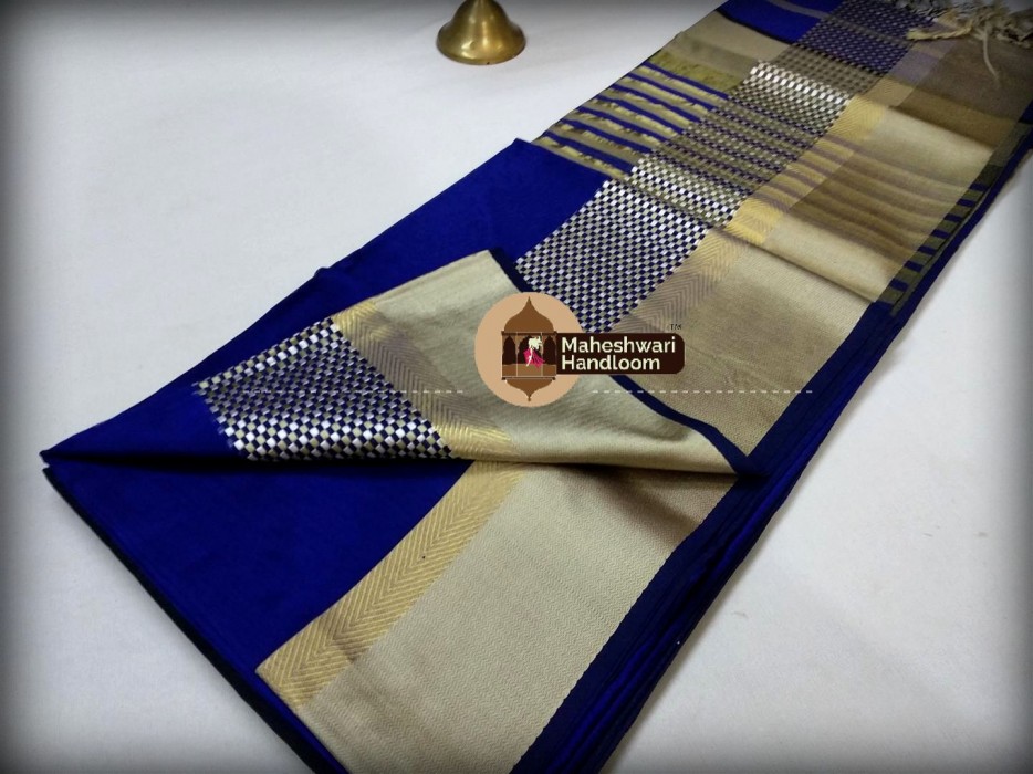 Mahehswari Blue Shatranj Border Saree