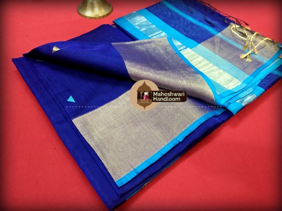 Maheshwari Dark Blue Triangle Buti - Motifs Saree