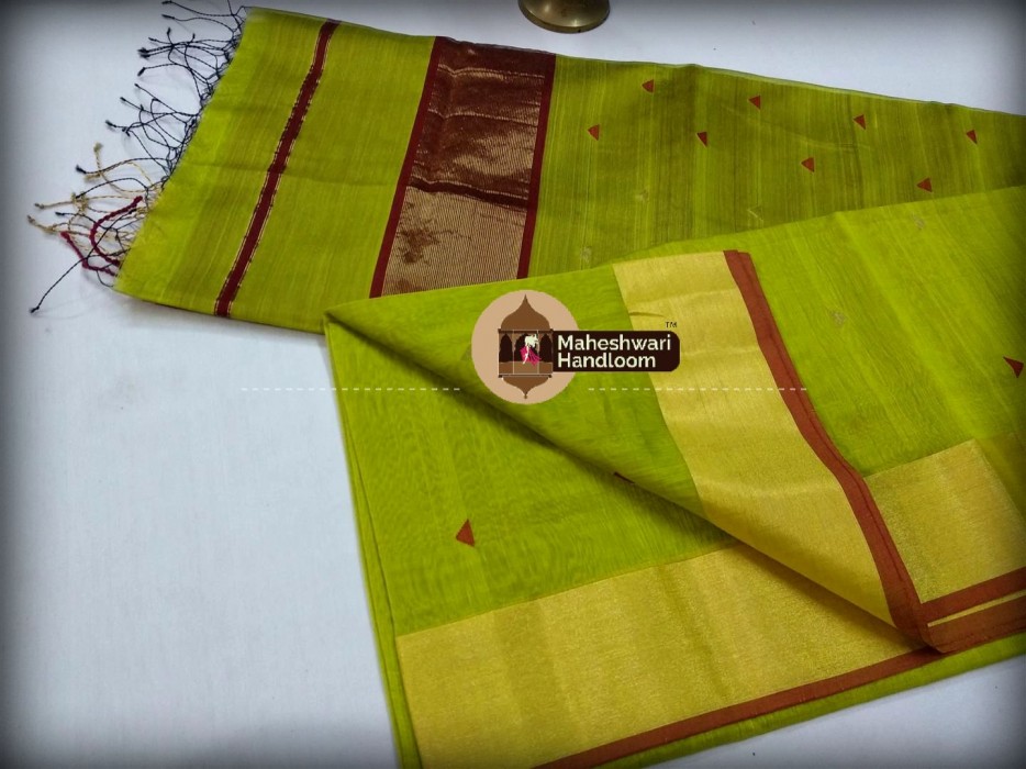   Maheshwari Green Triangle Buti - Motifs Saree 