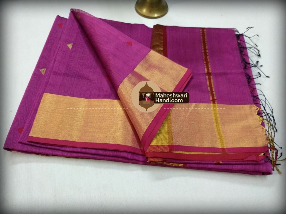 Maheshwari Dark Pink  Triangle Buti - Motifs Saree
