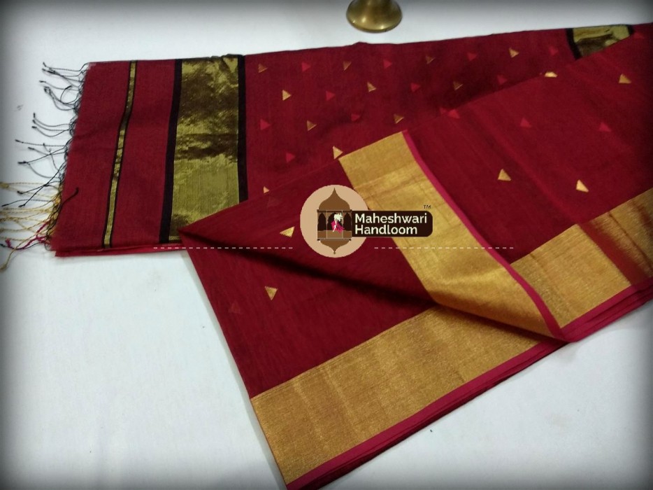 Maheshwari Persian Plum  Triangle Buti - Motifs Saree