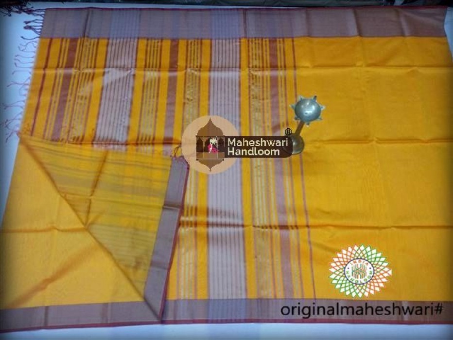 Maheshwari Yellow Resham skirt Border saree