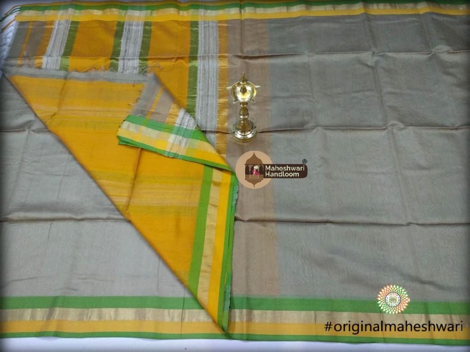 Handwoven Maheshwari Kosa Pallu Tussar Saree