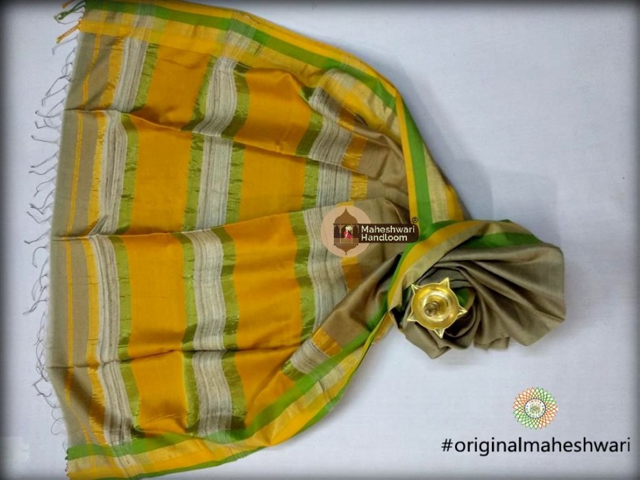 Handwoven Maheshwari Kosa Pallu Tussar Saree