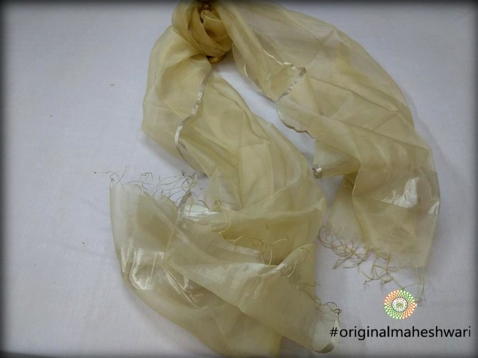Maheshwari White Dupatta