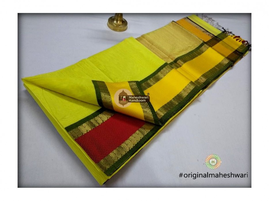 Maheshwari Light Green Keri buti Border Saree