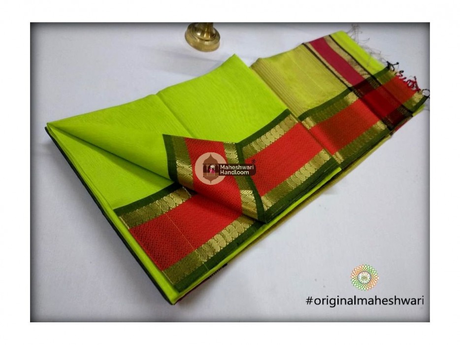 Maheshwari Green Keri buti Border Saree