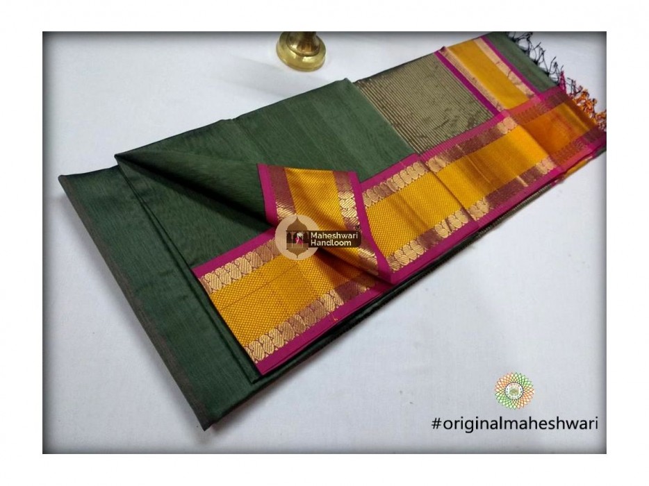 Maheshwari Keri buti Border Saree