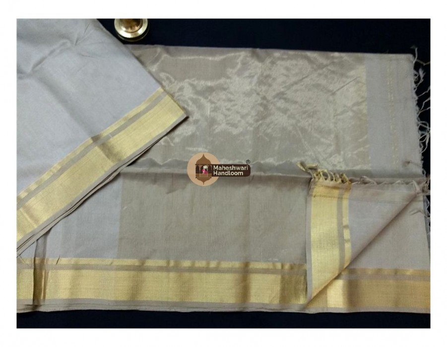      Maheshwari Grey Checks Fabric Saree 