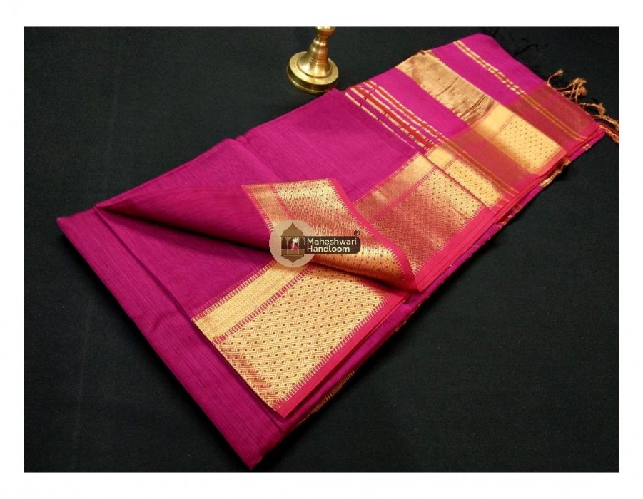 Maheshwari Rani  Jari Border Saree