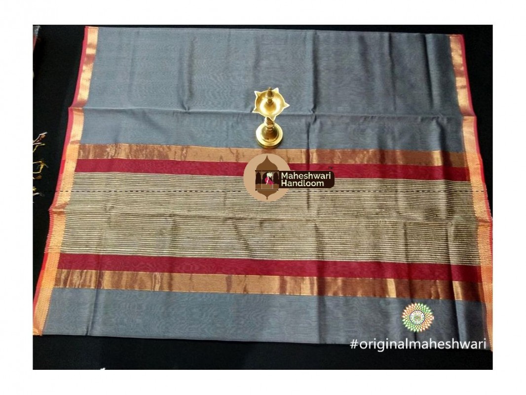 Maheshwari Tussar-Grey Gicha Pallu Saree