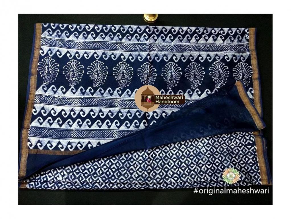 Maheshwari White Batik Print Saree