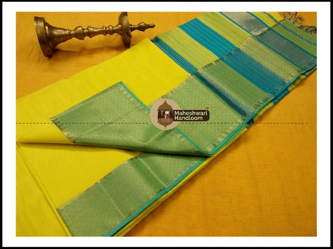 Maheshwari Light Yellow Jari skirt Temple Border saree