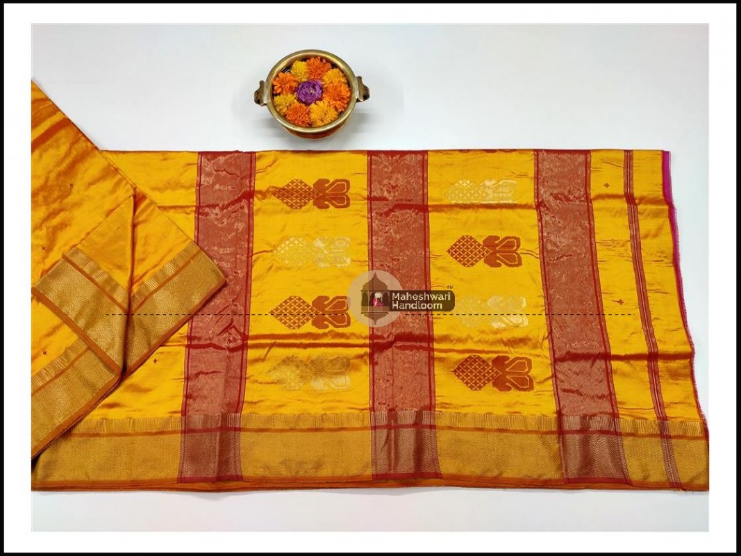 Maheshwari Yellow Pure Silk Saree With Buta Buti Weaving