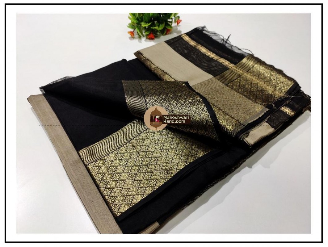 Maheshwari Black Zari Flower Border Saree