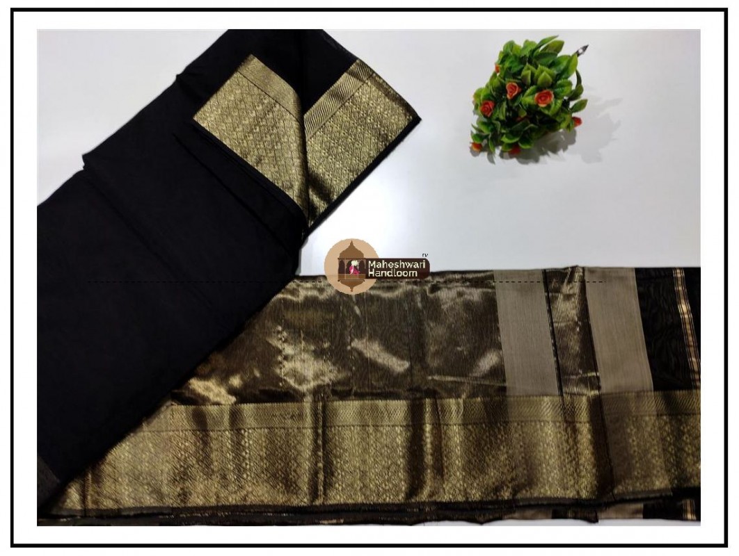 Maheshwari Black Zari Flower Border Saree