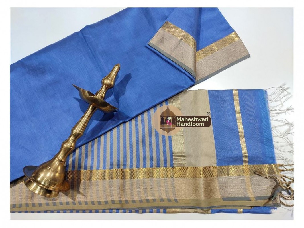 Maheshwari Blue Resham Thread Border saree 