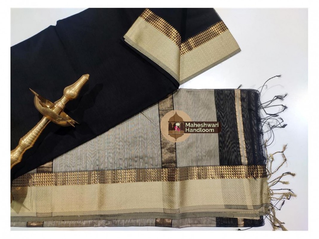 Maheshwari Black Resham Thread Border saree 