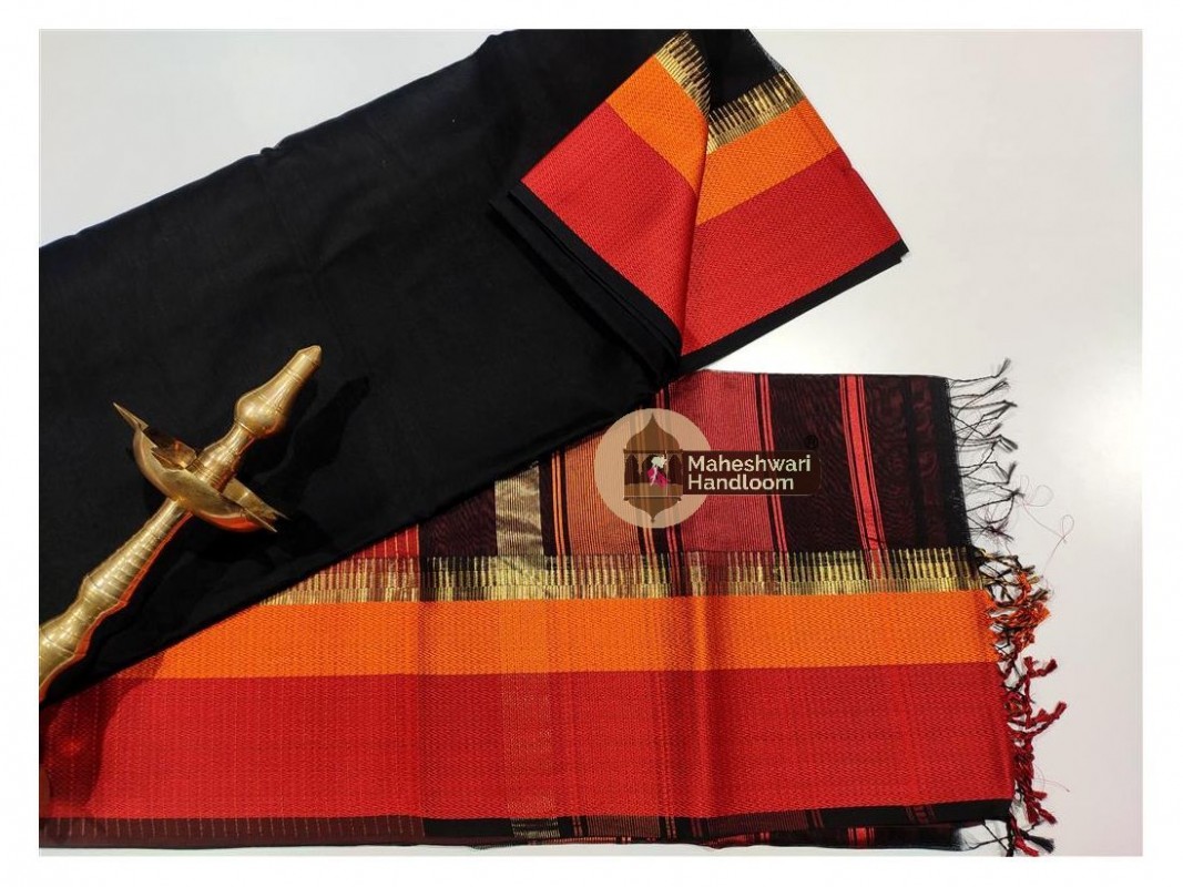 Maheshwari Black Ganga Jamuna Border saree