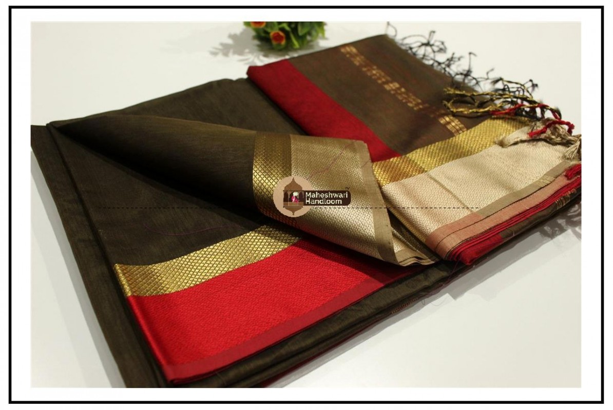 Maheshwari Coffee Colour Resham skirt Border saree