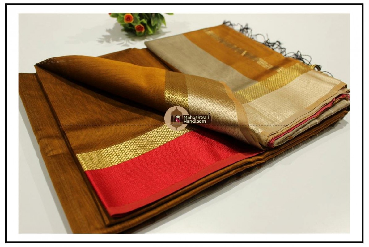 Maheshwari Mustard Yellow Resham skirt Border saree