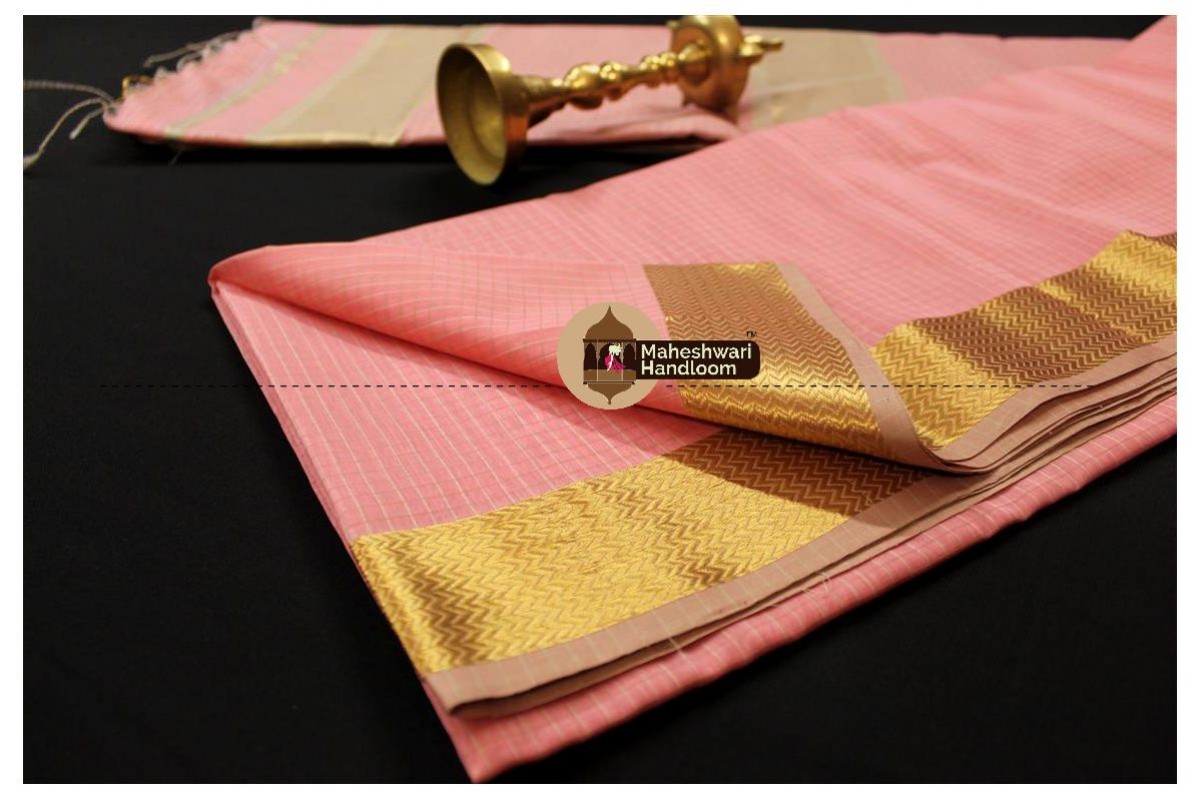 Maheshwari Peach Self Checks Body Saree