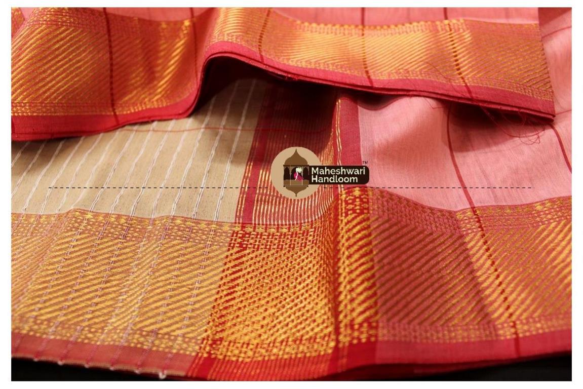 Maheshwari Dark Pink Self Checks Body Saree