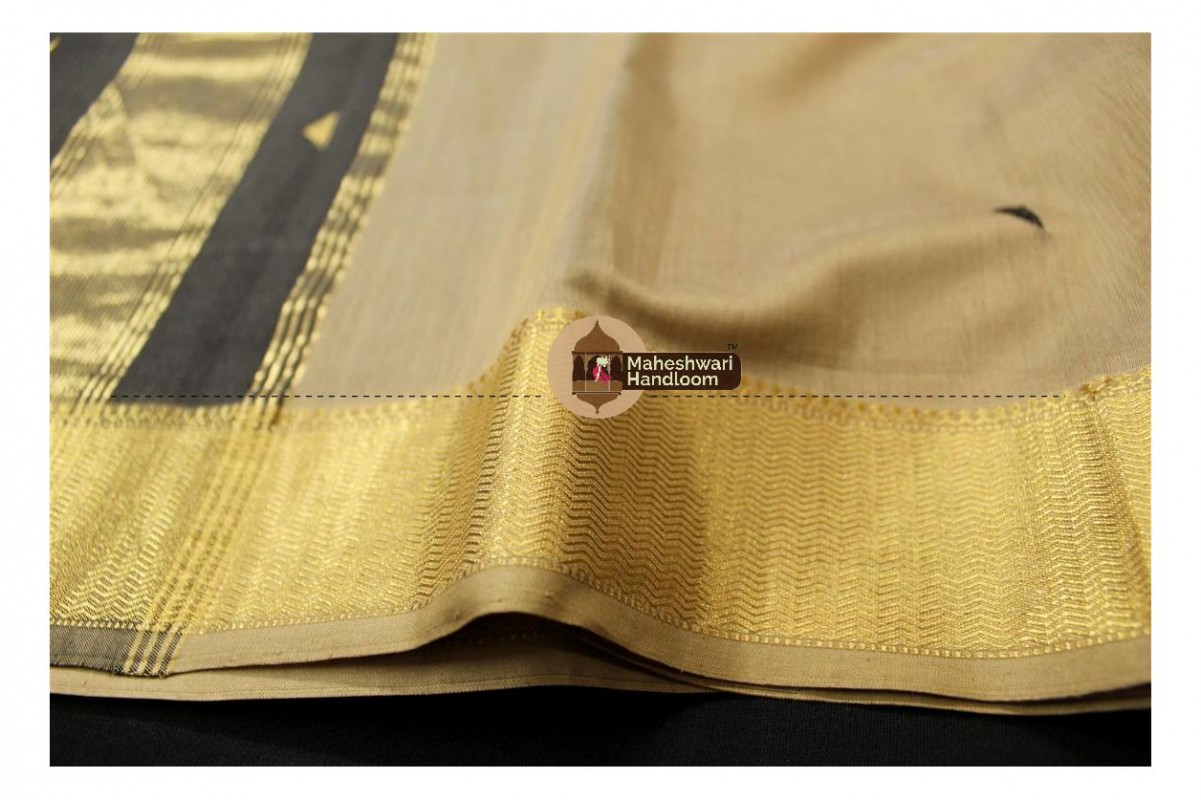 Maheshwari Tussar Tringle Buti Weaving saree