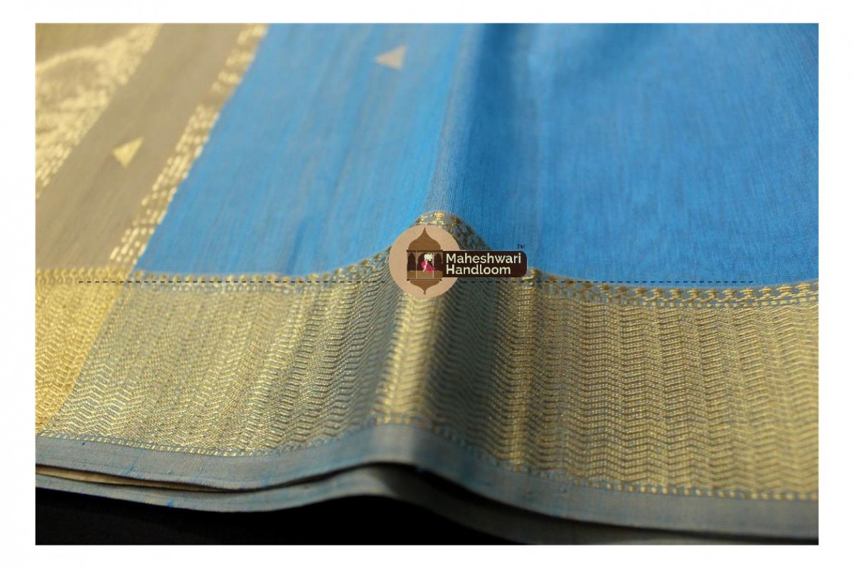 Maheshwari Firozi Tringle Buti Weaving saree