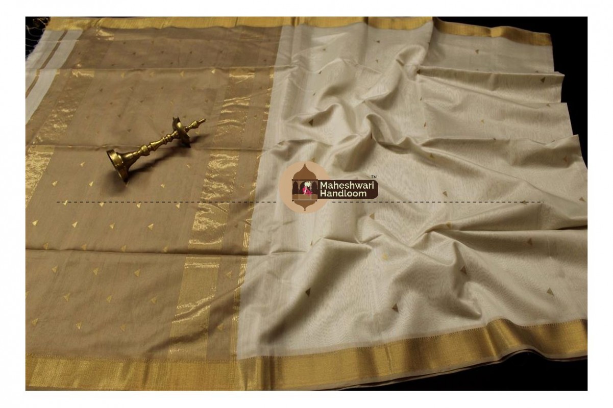 Maheshwari White Tringle Buti Weaving saree