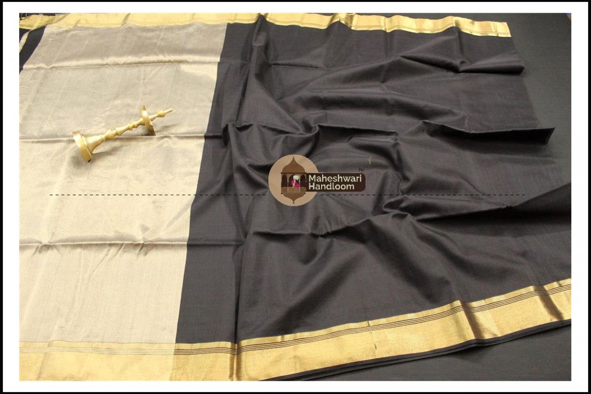 Maheshwari Black Checks Fabric Saree