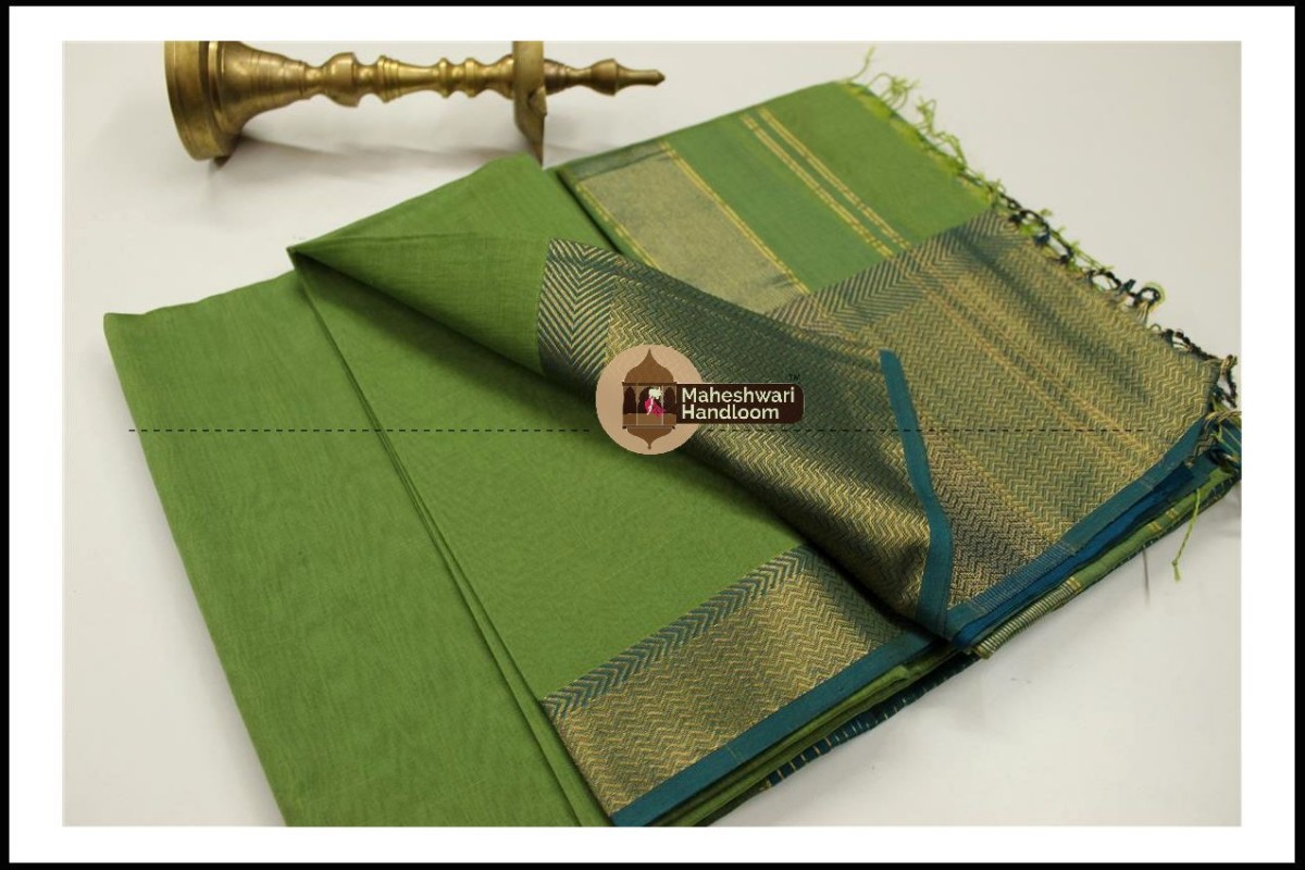 Maheshwari Green Jari skirt Border saree 