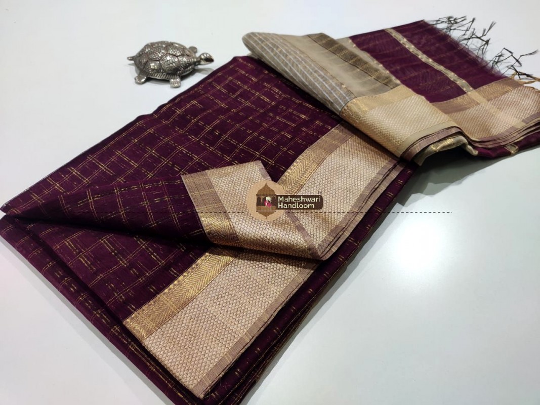 Maheshwari Magenta Checks Body Resham Thread Border Saree