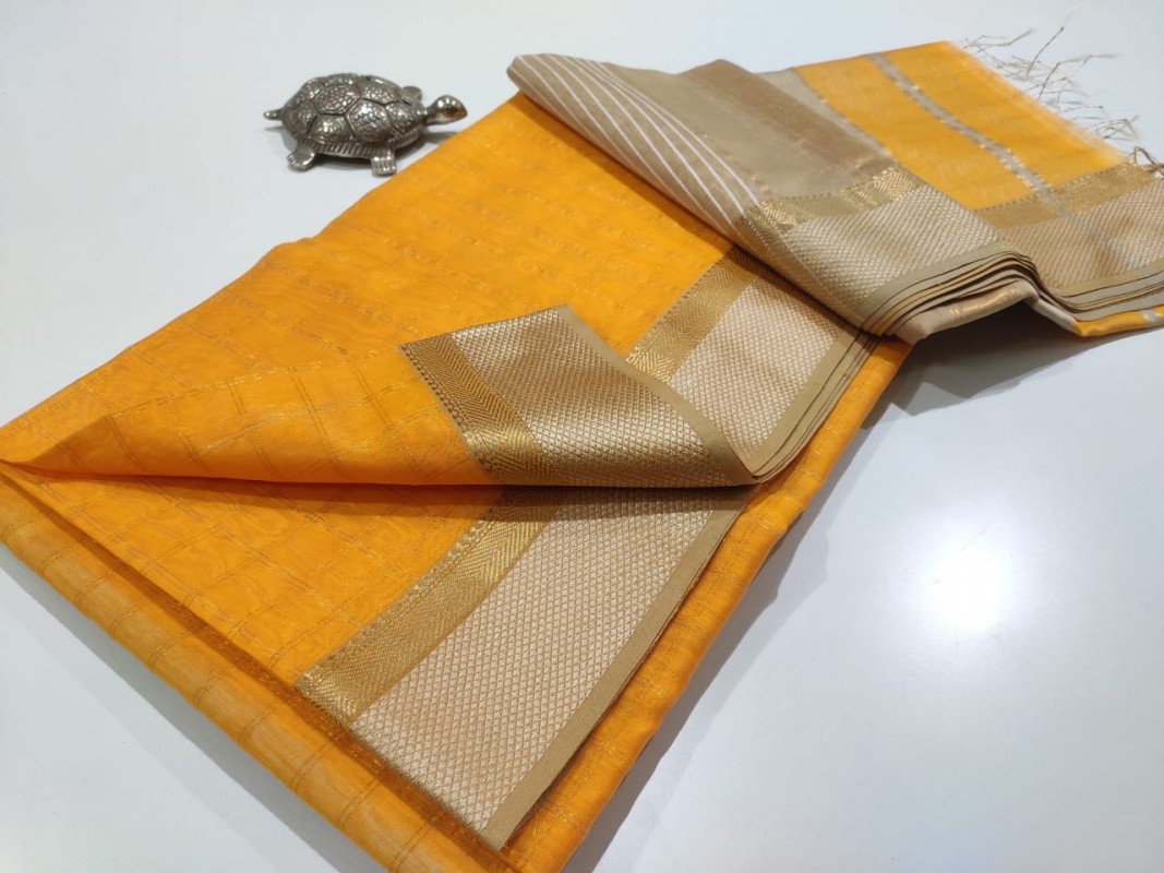 Maheshwari yellow Thread Border with Zari Checks