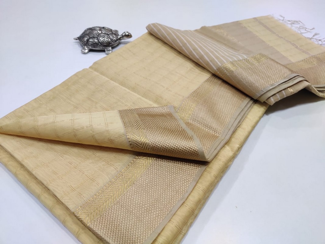 Maheshwari Thread Border with Zari Checks