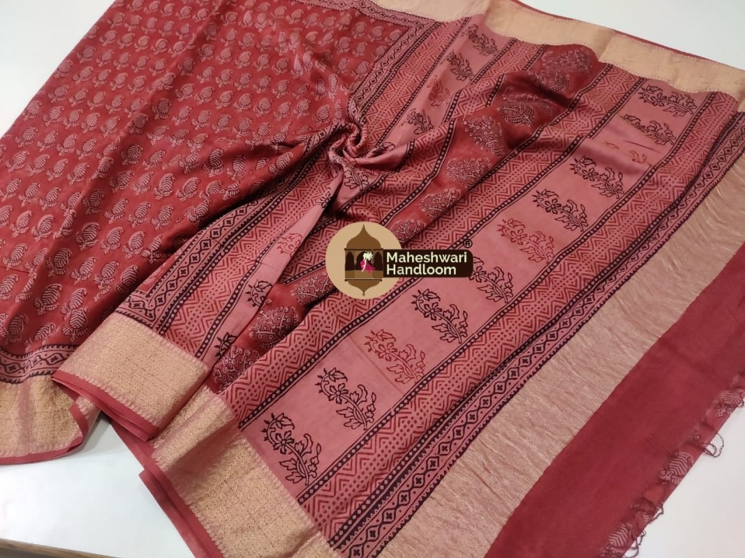 Maheshwari Handwoven Silk Cotton Bagh Handblock Printed Sarees with Broad Zari Border 