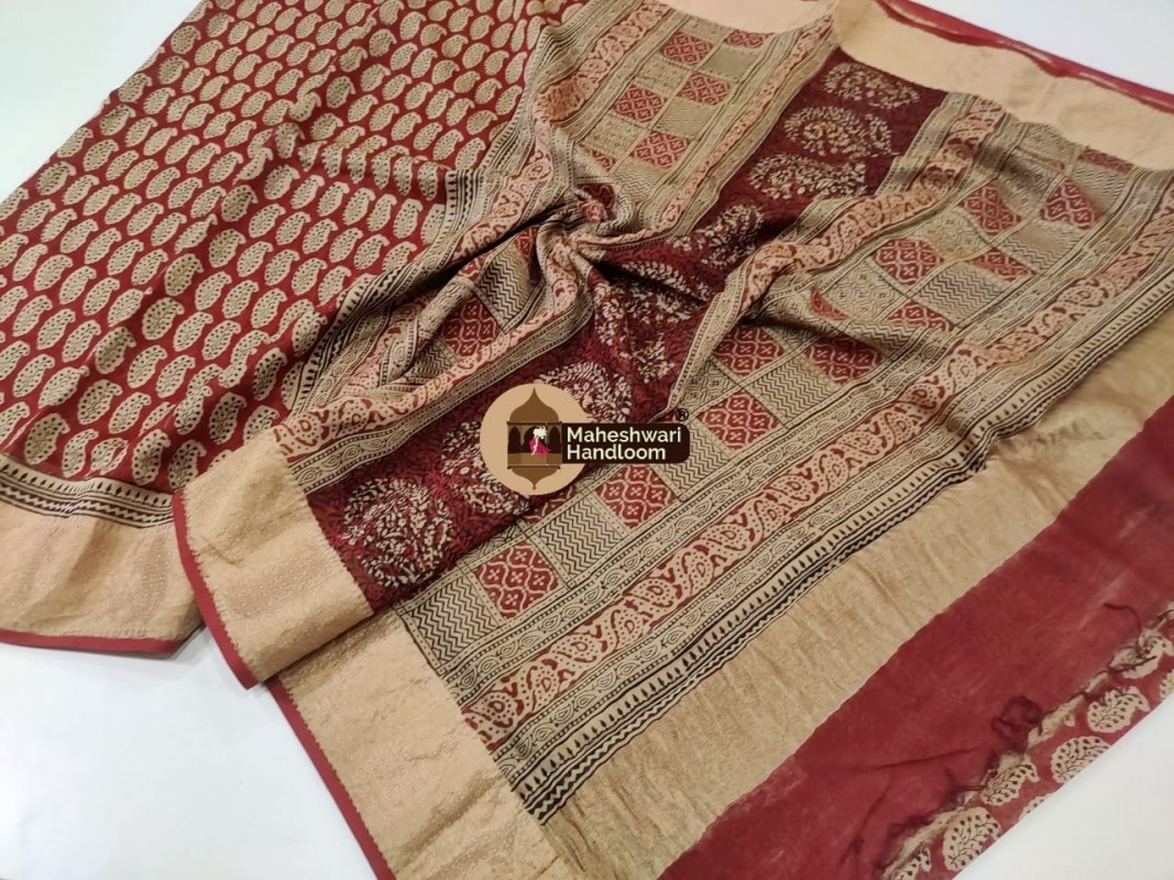 Maheshwari Handwoven Silk Cotton Bagh Handblock Printed Sarees with Broad Zari Border 