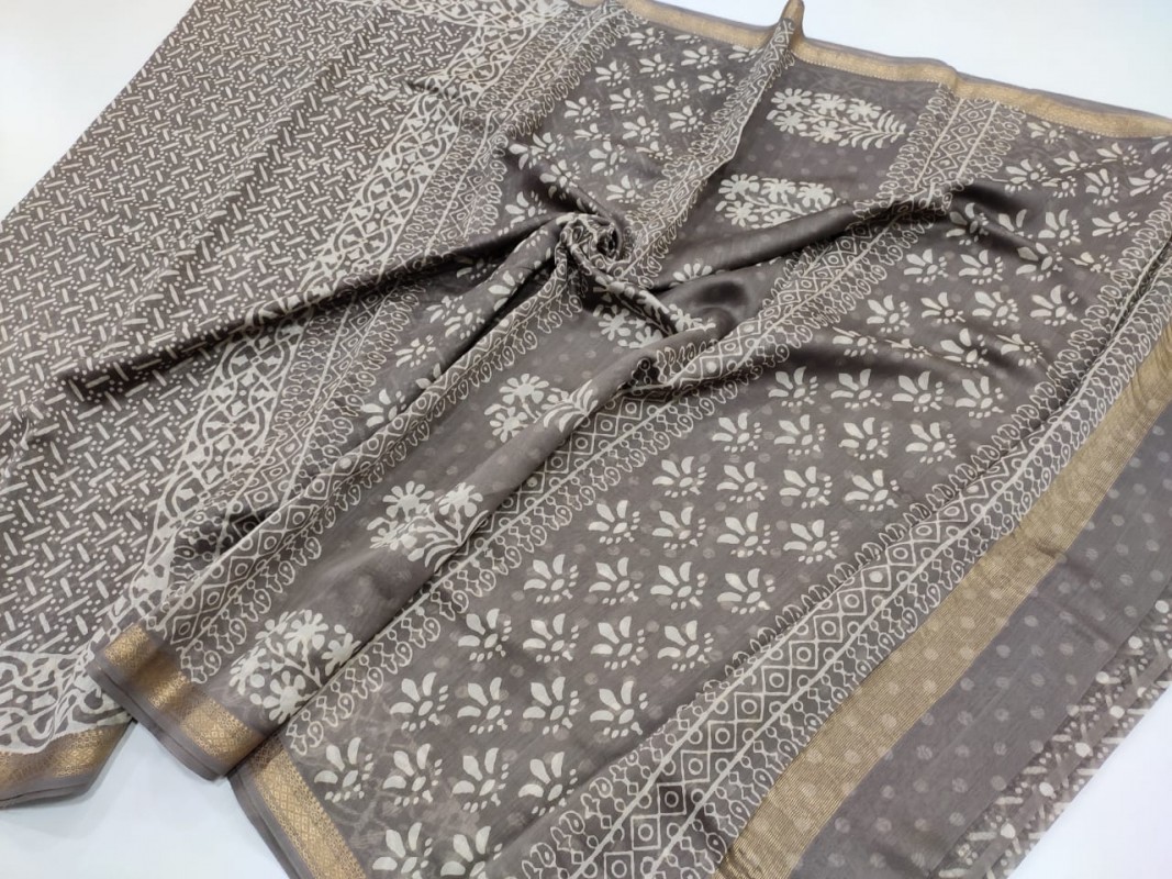 Maheshwari Grey handwoven Dabu Handblock Kashish Printed Saree