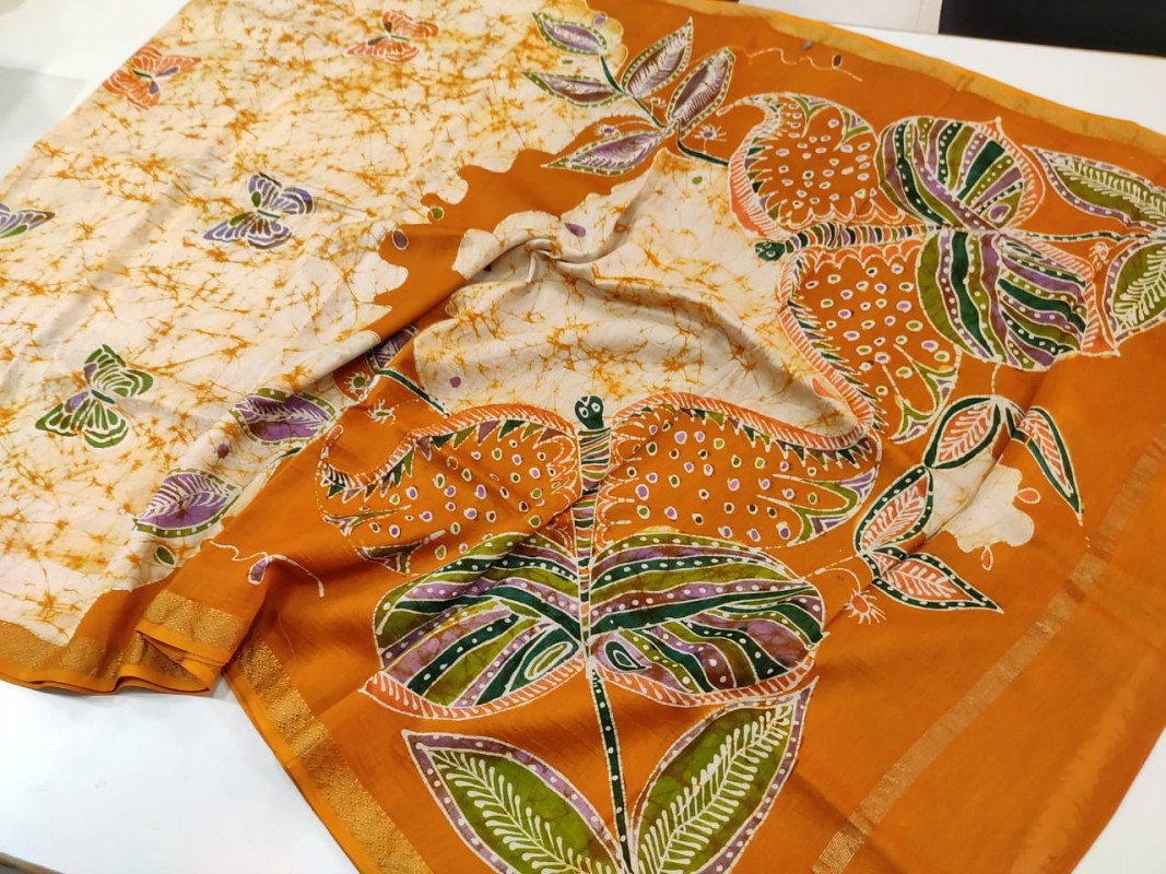 Maheshwari Mustard Yellow Colour Handwoven Indoasian Batik Handpainted Sarees with Zari Border