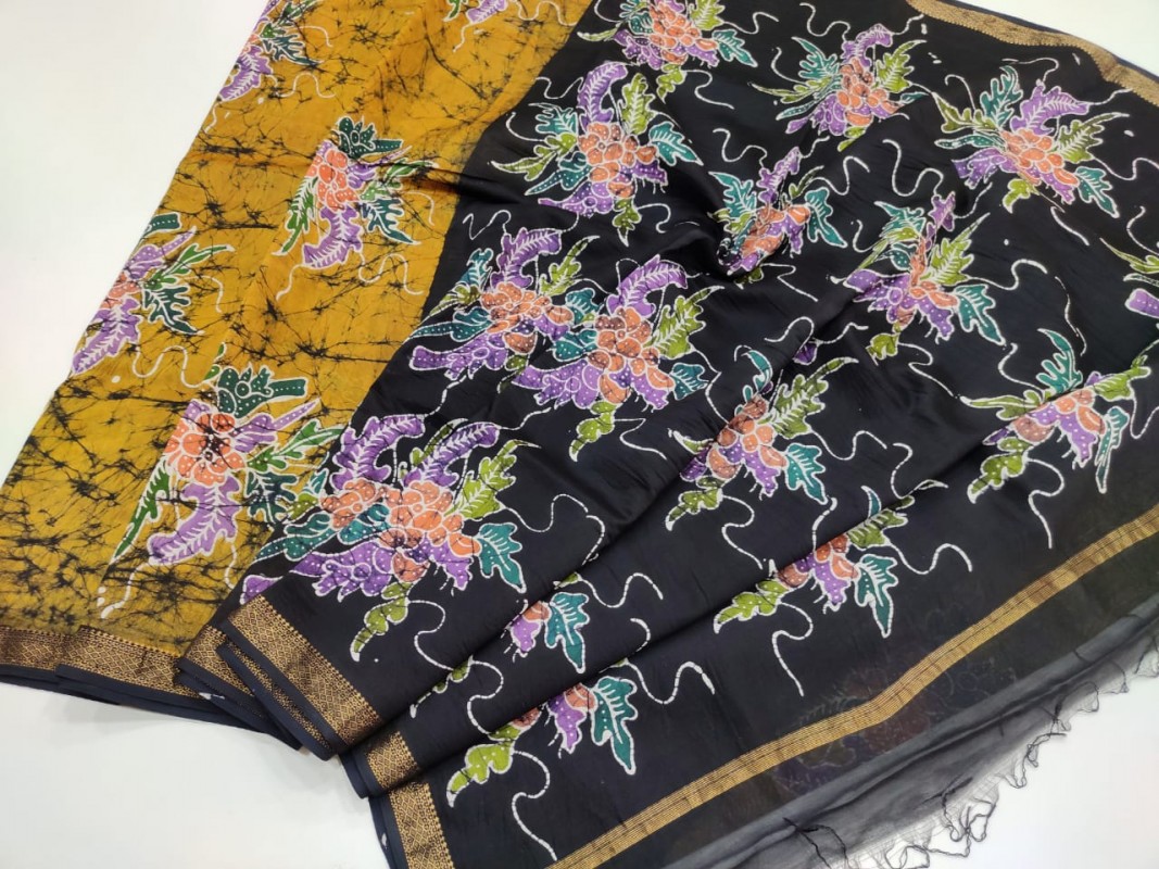 Maheshwari Yellow Colour Handwoven Indoasian Batik Handpainted Sarees with Zari Border